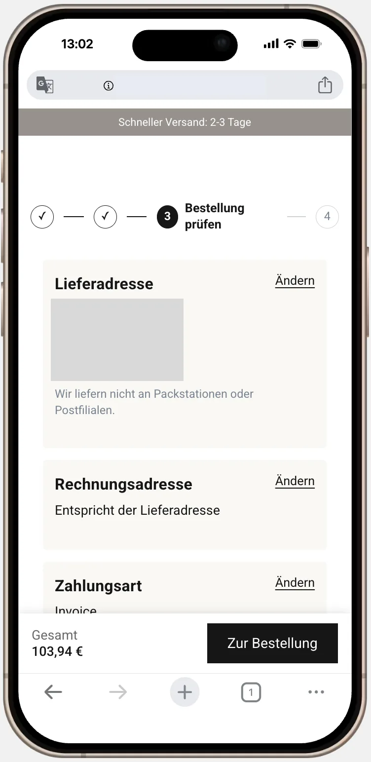 Checkout-Bestellübersicht auf dem Smartphone nach der Überarbeitung: Fortschrittsanzeige, Karten und fest eingeblendete Leiste mit Gesamtsumme und Bestellbutton